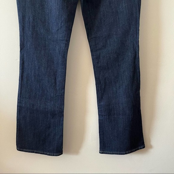 Levi’s 515 Women’s Bootcut Mid-rise Dark Wash Jeans sz 8L - Picture 7 of 10